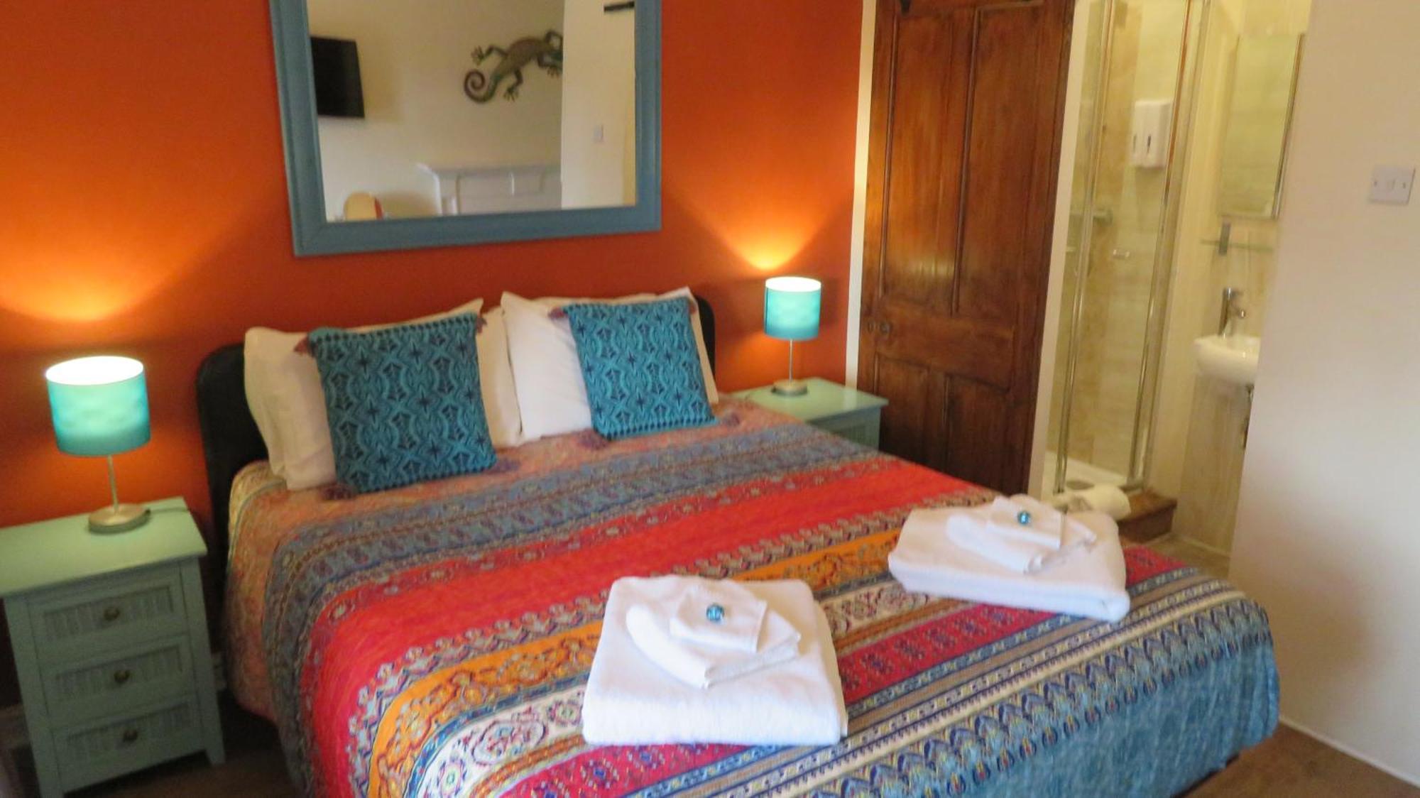 The Wheatsheaf Hotel Mundesley Bagian luar foto