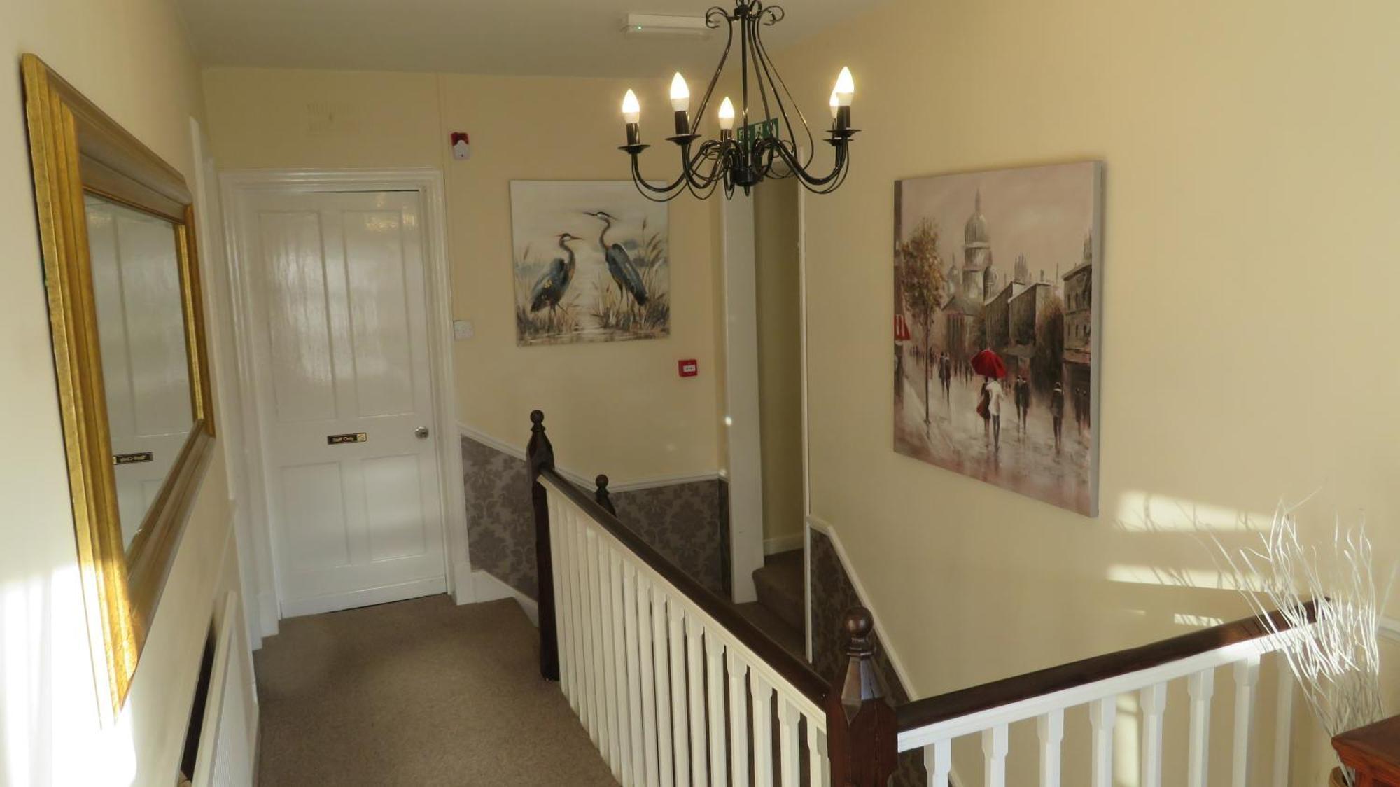 The Wheatsheaf Hotel Mundesley Bagian luar foto