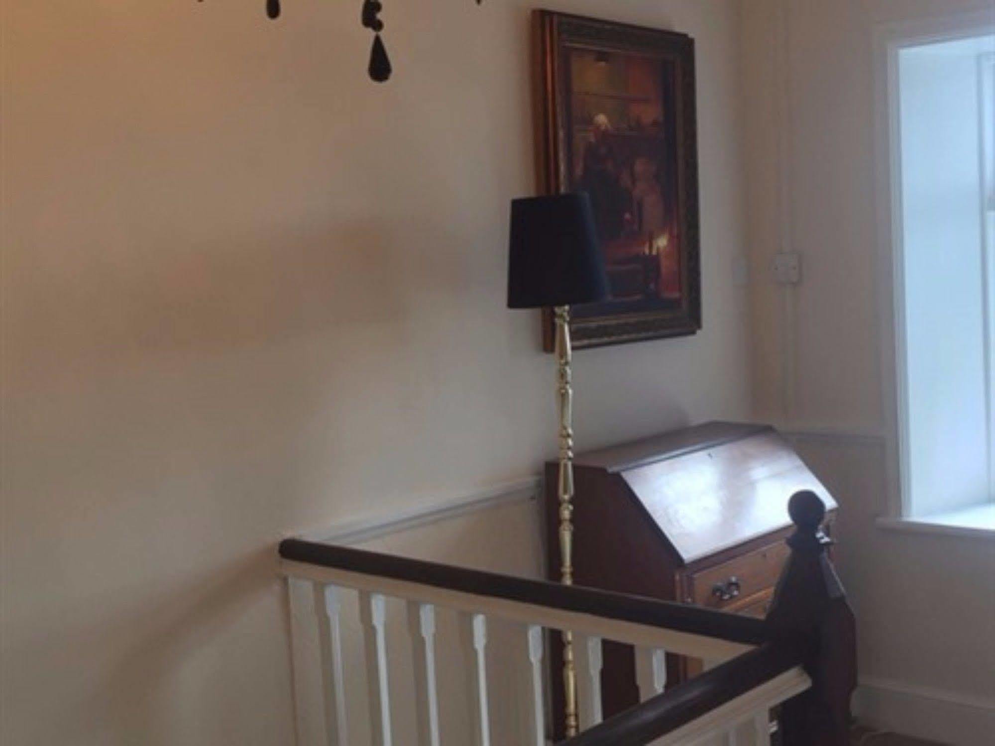 The Wheatsheaf Hotel Mundesley Bagian luar foto